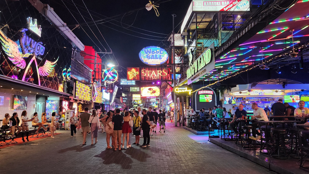 Phố đi bộ ở trung tâm thành phố Pattaya, Thái Lan.