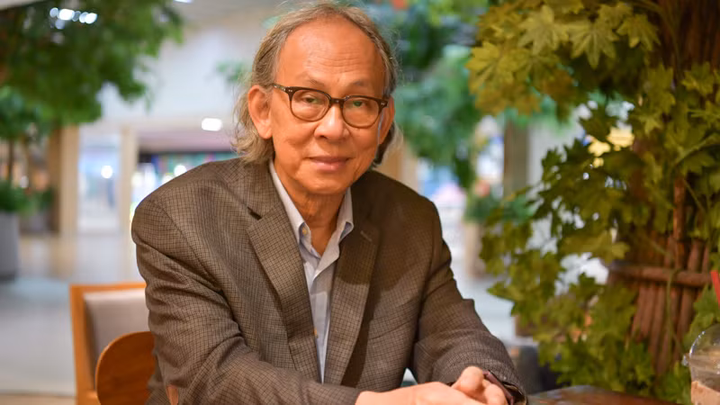 Học giả Thái Lan Kavi Chongkittavorn, chuyên gia Viện Nghiên cứu an ninh và quốc tế thuộc Đại học Chulalongkorn (Bangkok, Thái Lan). (Ảnh: ĐINH TRƯỜNG)