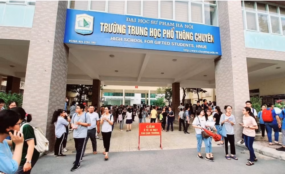 Điểm chuẩn vào lớp 10 Trường chuyên Đại học Sư phạm năm 2024 