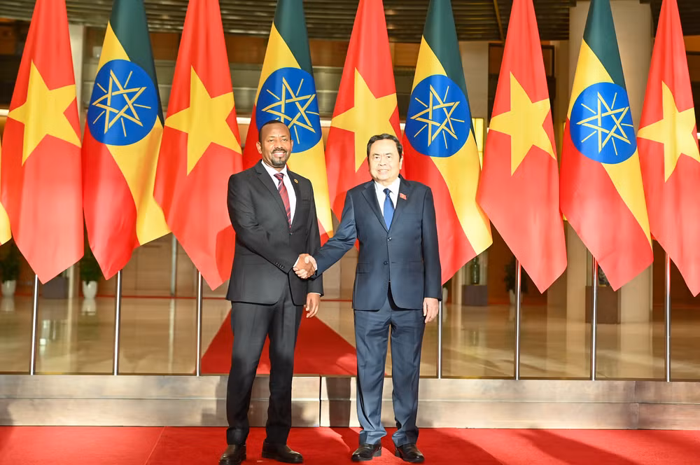 Chủ tịch Quốc hội Trần Thanh Mẫn và Thủ tướng Ethiopia Abiy Ahmed Ali. (Ảnh: Duy Linh)