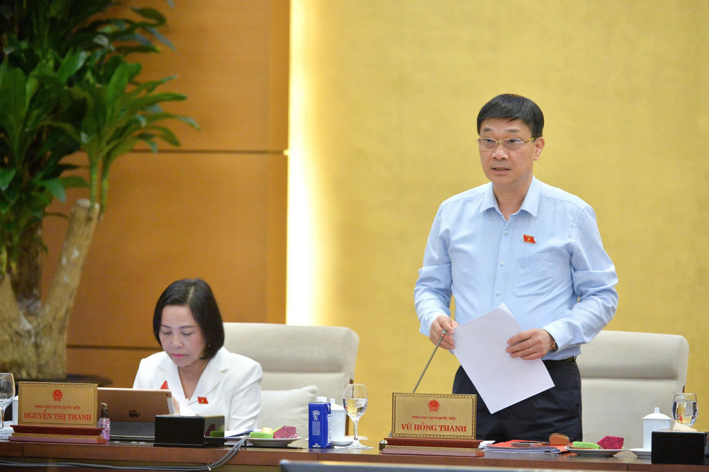 Phó Chủ tịch Quốc hội Vũ Hồng Thanh phát biểu tại phiên họp. (Ảnh DUY LINH) Phó Chủ tịch Quốc hội Vũ Hồng Thanh phát biểu tại phiên họp. (Ảnh DUY LINH)