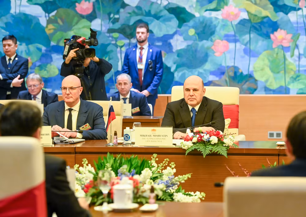 Thủ tướng Liên bang Nga Mikhail Vladimirovich Mishustin phát biểu tại buổi hội kiến. (Ảnh: DUY LINH)