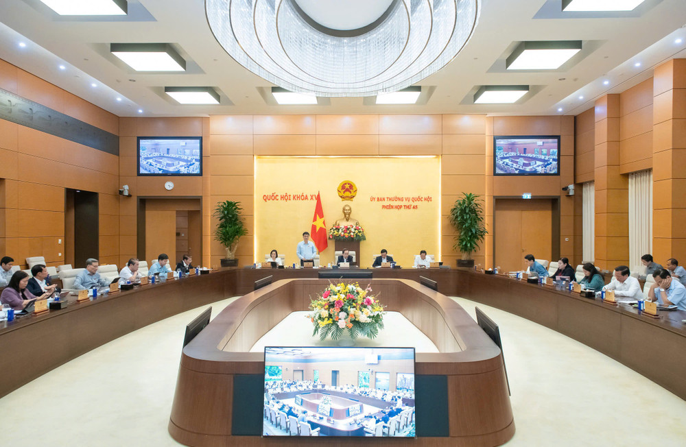 Quang cảnh phiên họp Ủy ban Thường vụ Quốc hội chiều 14/5. (Ảnh DUY LINH) Quang cảnh phiên họp Ủy ban Thường vụ Quốc hội chiều 14/5. (Ảnh DUY LINH)