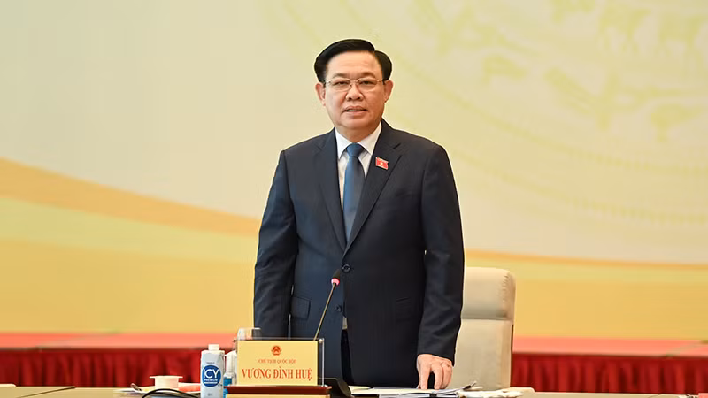 Chủ tịch Quốc hội Vương Đình Huệ phát biểu ý kiến tại hội nghị. (Ảnh: Duy Linh)