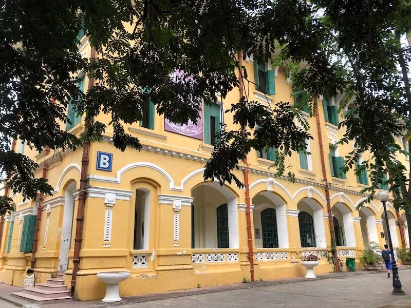 Trường trung học phổ thông Chu Văn An. (Ảnh: THÙY LINH)