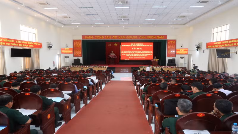 Quang cảnh hội nghị. (Ảnh: PHONG NGUYÊN)