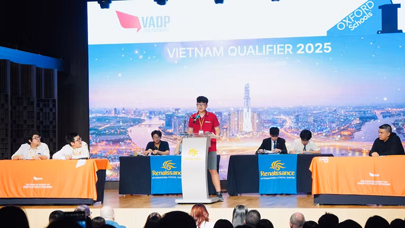 Cuộc thi tranh biện danh giá Oxford Schools Vietnam Qualifier 2025 lần đầu tiên được tổ chức tại Việt Nam.