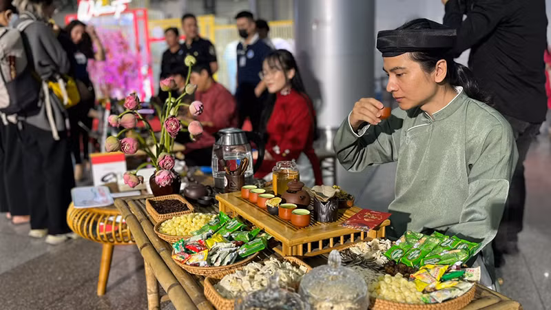 Không gian truyền thống được giới thiệu tại sân bay quốc tế Tân Sơn Nhất.