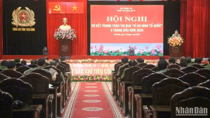 Quang cảnh Hội nghị sơ kết.