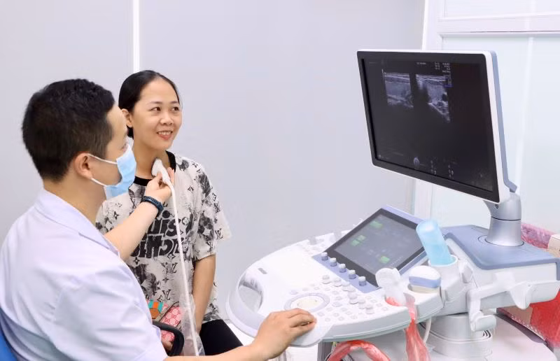 Phòng khám đa khoa của CDC Thái Bình được đầu tư nhiều máy móc hiện đại. (Ảnh: HOÀNG THÍA)