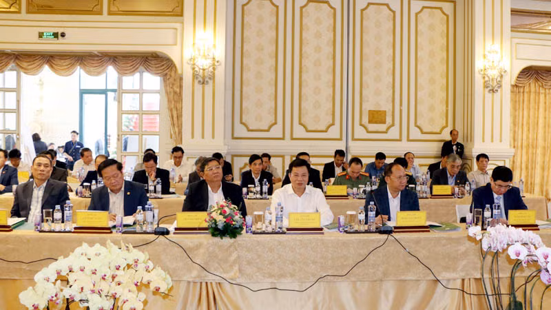 Đại biểu tham dự hội nghị.