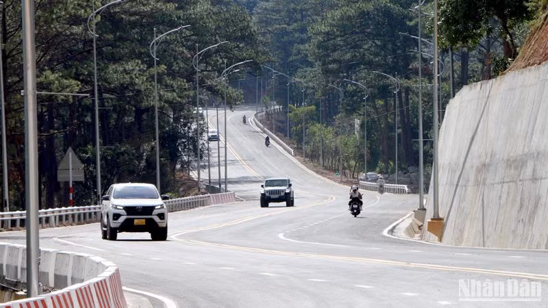 Tuyến đèo Prenn-Đà Lạt sau khi được nâng cấp, mở rộng.