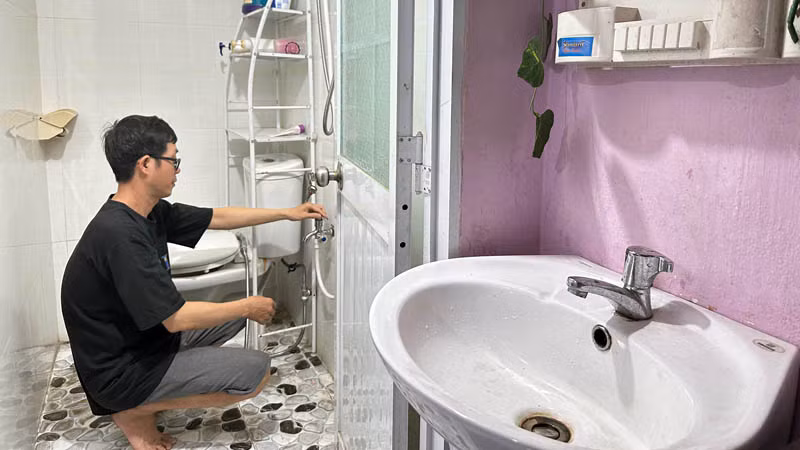 Hơn 700 hộ dân ở thị trấn Đạ M’ri khốn khổ vì thiếu nước sinh hoạt.