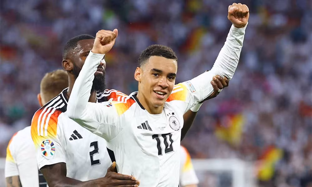 [EURO Quiz] Đội tuyển nào đã giành chức vô địch EURO nhiều nhất tính đến năm 2024? ảnh 11