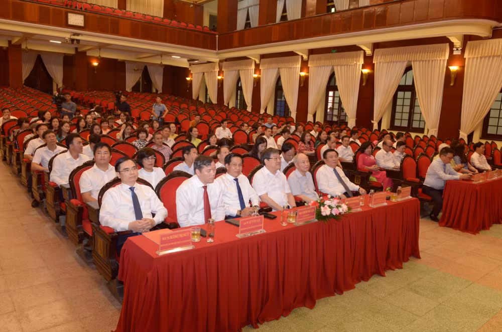 Quang cảnh tại buổi lễ gặp mặt nhân kỷ niệm 99 năm Ngày Báo chí Cách mạng Việt Nam của Học viện Chính trị quốc gia Hồ Chí Minh.