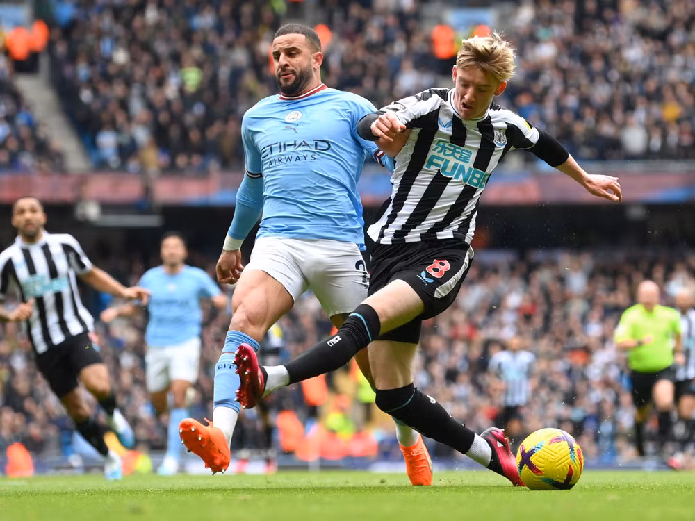 Gordon luôn thi đấu hết mình trên sân. (Ảnh: talkSPORT)