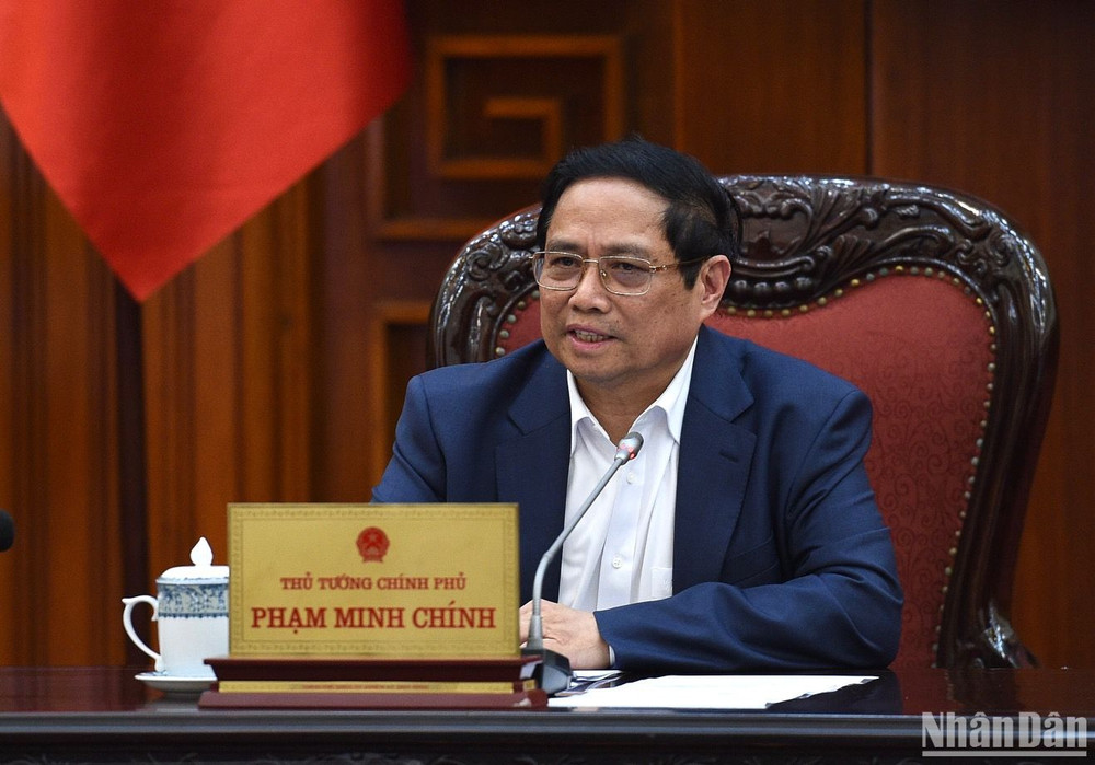 Thủ tướng Phạm Minh Chính phát biểu chỉ đạo cuộc họp. 
