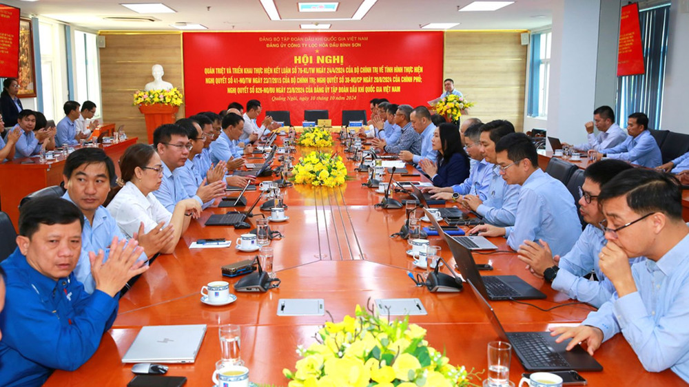 Toàn cảnh Hội nghị.