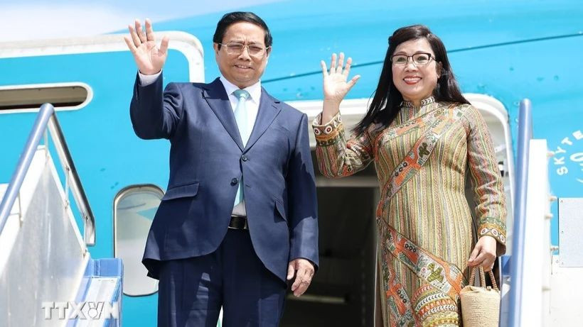 Thủ tướng Phạm Minh Chính và Phu nhân. (Ảnh: TTXVN)