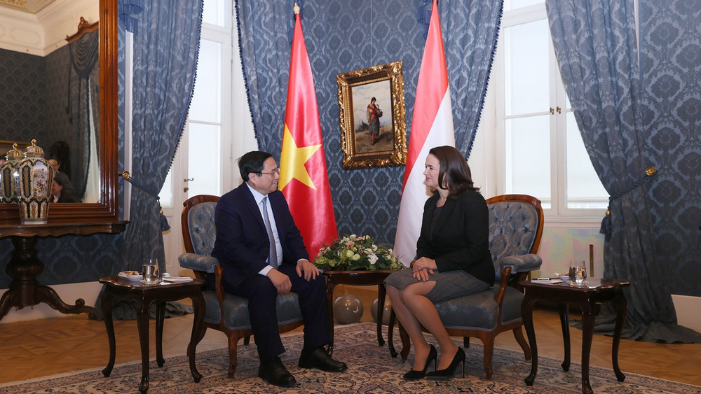 Thủ tướng Phạm Minh Chính hội kiến Tổng thống Hungary Katalin Novak. (Ảnh: TTXVN)