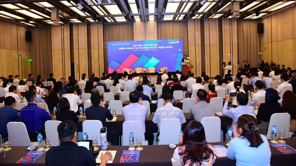 Toàn cảnh sự kiện chuyên đề “Triển vọng thị trường xuất nhập khẩu” do VietinBank tổ chức
