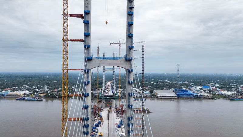 Tiến độ nhịp chính cầu Rạch Miễu 2 đang vượt tiến độ hơn 17%.