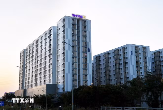 Chung cư trên đường Đồng Văn Cống, thành phố Thủ Đức, Thành phố Hồ Chí Minh. (Ảnh: Hồng Đạt/TTXVN)