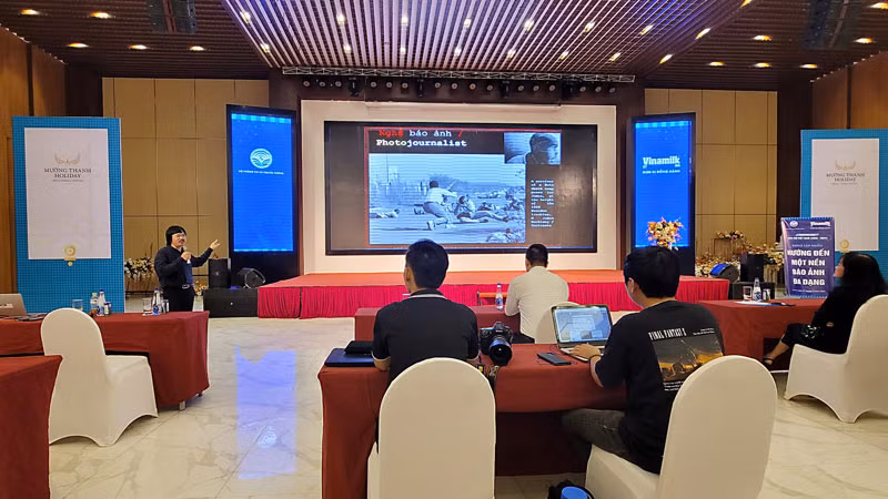 Quang cảnh khóa tập huấn tại huyện Mộc Châu (Sơn La).