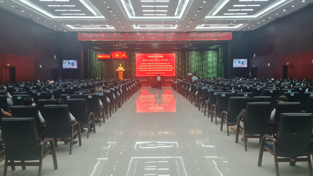 Gần 1000 đại biểu dự hội nghị Tổng kết 10 năm thực hiện Chỉ thị 29 tại điểm cầu Trung tâm hành chính Đà Nẵng