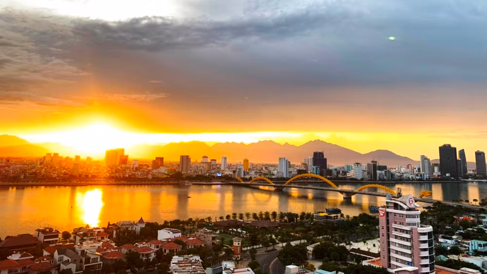 Đà Nẵng có nhiều điều kiện thuận lợi để thành lập Trung tâm tài chính khu vực và quốc tế.