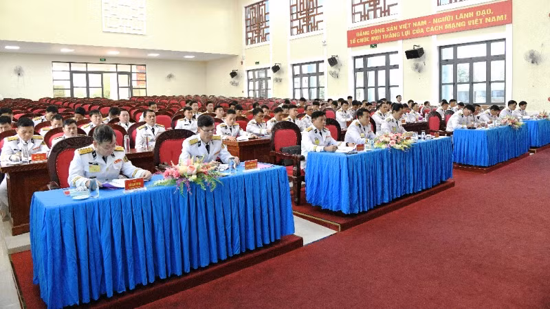 Đại hội làm trước để rút kinh nghiệm chỉ đạo của Chi bộ Tàu 251, Hải đội 512, Lữ đoàn 127, Bộ Tư lệnh Vùng 5 Hải quân.