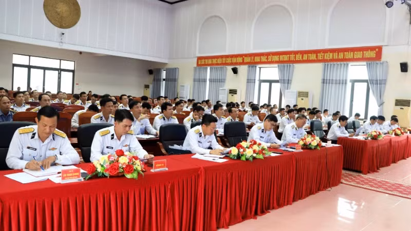 Mỗi chỉ huy cơ quan, đơn vị phải trăn trở, suy nghĩ, đổi mới nội dung hoạt động công tác đảng, công tác chính trị.