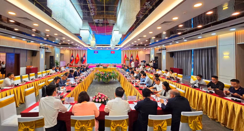 Quang cảnh Tọa đàm: Vai trò của của Quốc hội trong xây dựng và triển khai chính sách phát triển kinh tế-xã hội. 