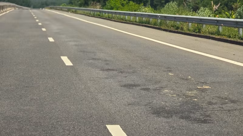 Loạt ổ gà ở Km123 chiều nam ra bắc.