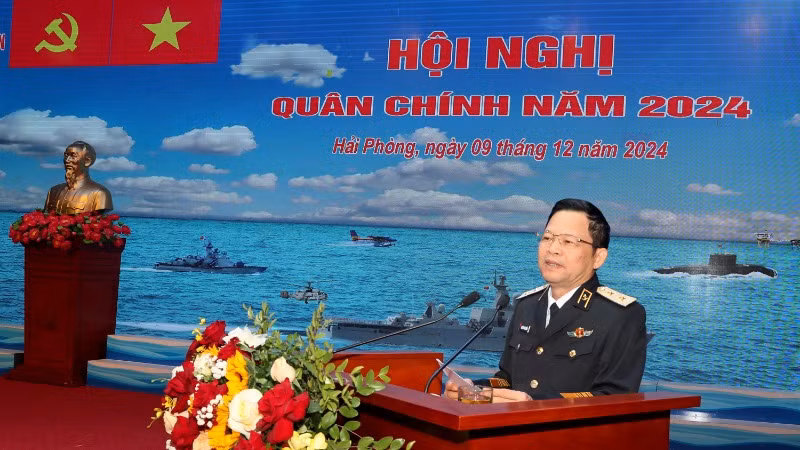 Trung tướng Nguyễn Văn Bổng: Cục Chính trị cần tiếp tục làm tốt công tác tham mưu, đề xuất, nâng cao chất lượng công tác tuyên truyền biển, đảo, thu hút nguồn nhân lực. Trung tướng Nguyễn Văn Bổng: Cục Chính trị cần tiếp tục làm tốt công tác tham mưu, đề xuất, nâng cao chất lượng công tác tuyên truyền biển, đảo, thu hút nguồn nhân lực.