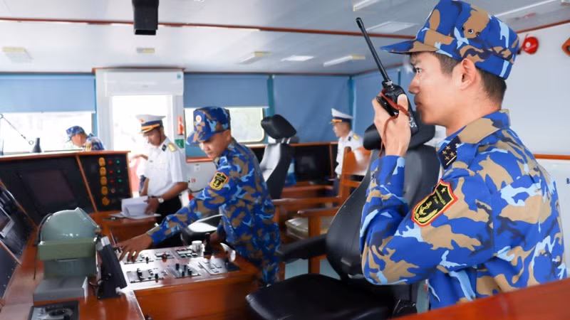 Kiểm tra xử lý tình huống của kíp chỉ huy tàu 905, Hải đội 411.
