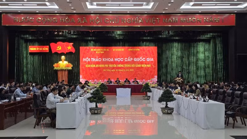 Hơn 150 đại biểu tham dự Hội thảo về bảo đảm an ninh phi truyền thống.