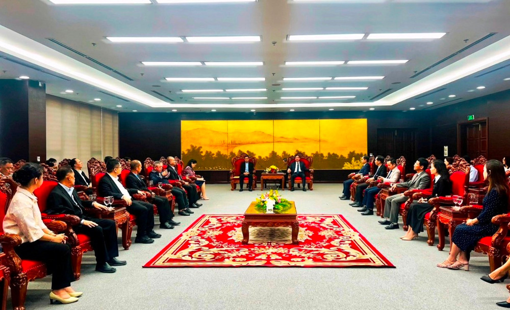 Chủ tịch Ủy ban nhân dân thành phố Đà Nẵng chủ trì tiếp đoàn lãnh đạo cấp cao tỉnh Ubon Ratchathani, Thái Lan.