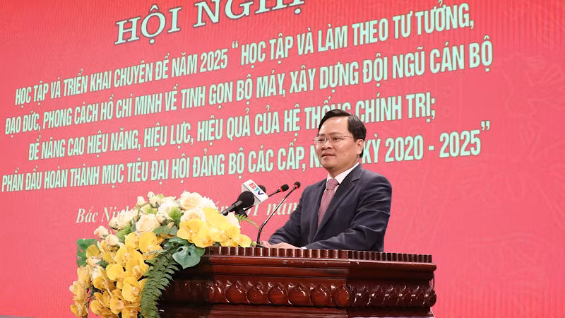 Đồng chí Nguyễn Anh Tuấn, Bí thư Tỉnh ủy Bắc Ninh phát biểu chỉ đạo hội nghị.