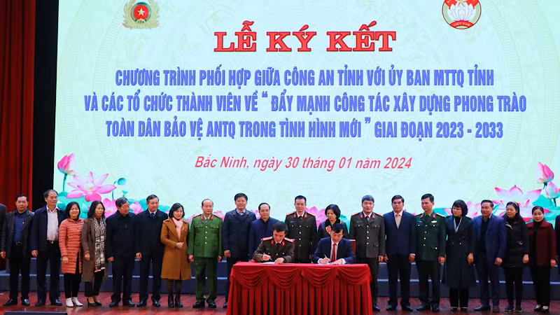 Ký kết Chương trình phối hợp về “Đẩy mạnh công tác xây dựng phong trào Toàn dân bảo vệ an ninh Tổ quốc trong tình hình mới” trên địa bàn tỉnh Bắc Ninh giai đoạn 2023-2033.