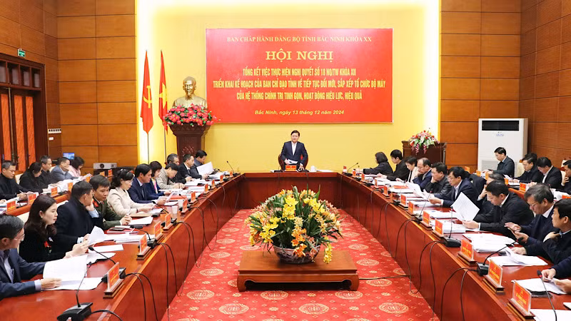 Đồng chí Nguyễn Anh Tuấn, Ủy viên Trung ương Đảng, Bí thư Tỉnh ủy chủ trì hội nghị.