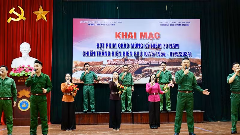 Bắc Ninh khai mạc đợt phim chào mừng Kỷ niệm 70 năm Chiến thắng Điện Biên Phủ. 