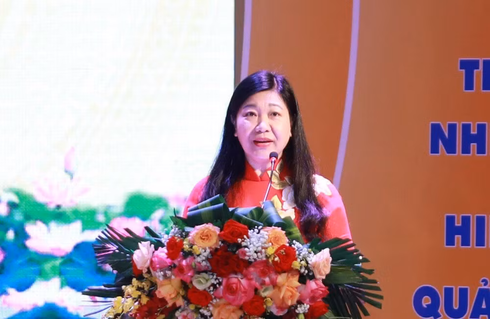 Chủ tịch Ủy ban Mặt trận Tổ quốc Việt Nam thành phố Hà Nội phát biểu.