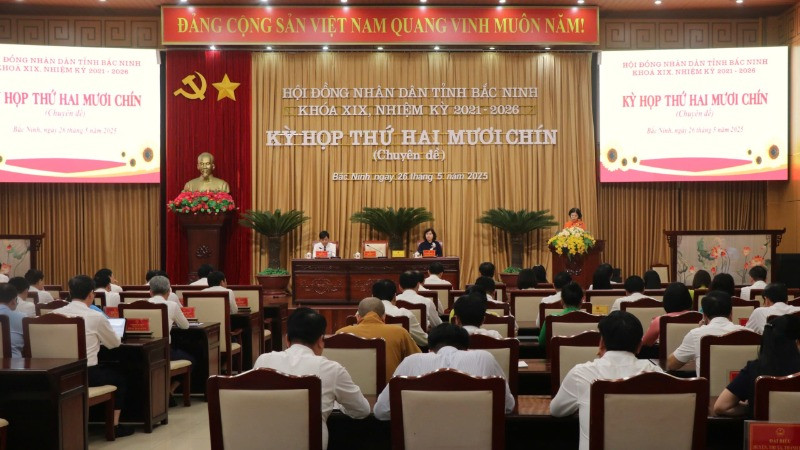 Quang cảnh kỳ họp.