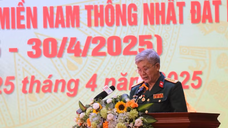 Đại tá Nguyễn Huy Nghiễm, nguyên Trưởng phòng Tăng thiết giáp Quân khu I ôn lại những ký ức chiến đấu hào hùng.