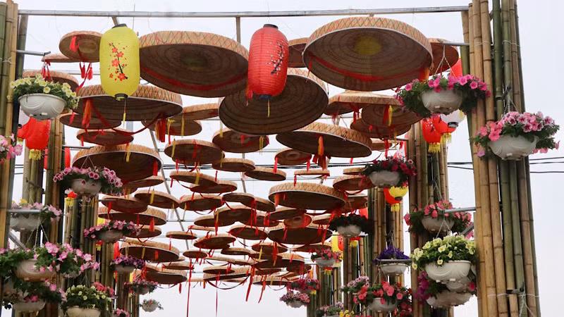 Công tác chuẩn bị cho lễ hội đang được khẩn trương hoàn thiện.