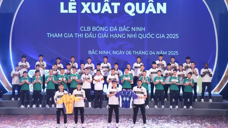 Đội bóng ra mắt, giới thiệu các thành viên đội bóng và ra mắt mẫu áo thi đấu mới trong mùa giải 2025.
