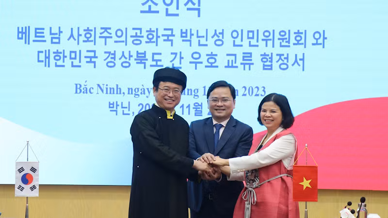 Lễ ký kết Bản ghi hợp tác hữu nghị sẽ mở ra cơ hội hợp tác toàn diện trên các lĩnh vực giữa 2 địa phương.
