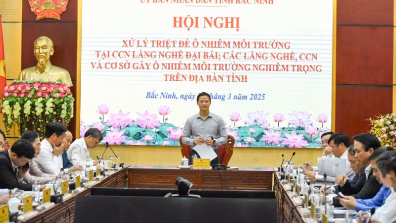 Chủ tịch Ủy ban nhân dân tỉnh Bắc Ninh Vương Quốc Tuấn chủ trì hội nghị về xử lý triệt để ô nhiễm môi trường trên địa bàn.