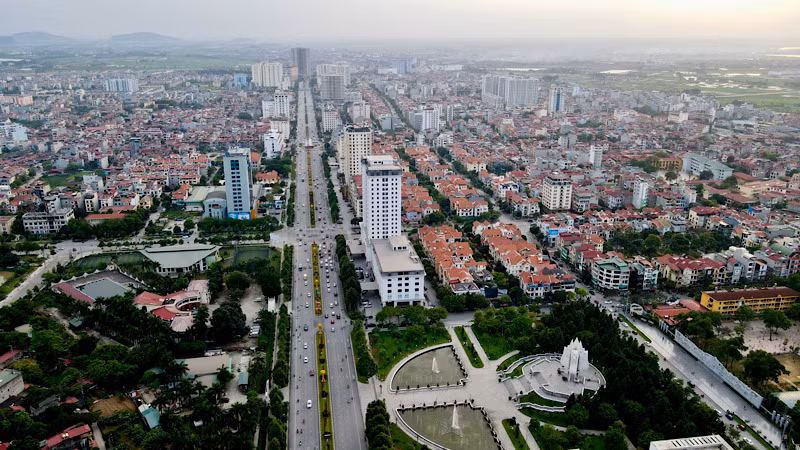 Đường phố phong quang, ý thức người dân được nâng cao sau một năm Bắc Ninh triển khai "Tỉnh an toàn giao thông".
